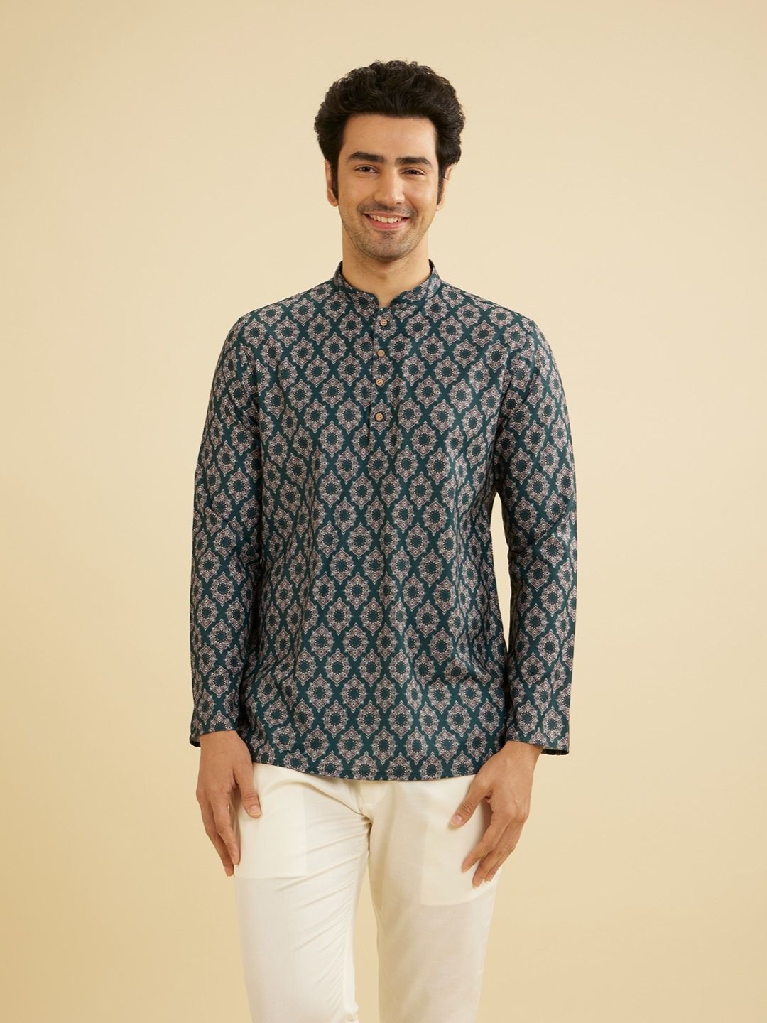 

Manyavar Ethnic Motifs Printed Mandarin Collar Straight Short Kurta, Teal