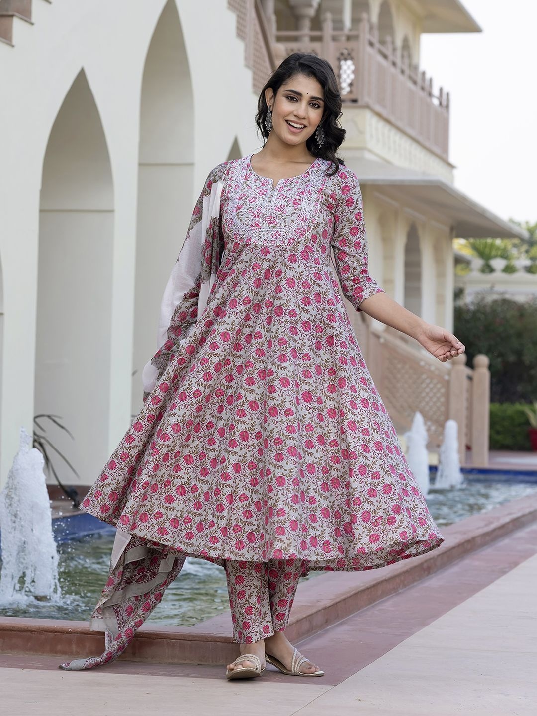 

Jaitpuriya Floral Printed Embellished Pure Cotton Anarkali Kurta With Trouser & Dupatta, Grey