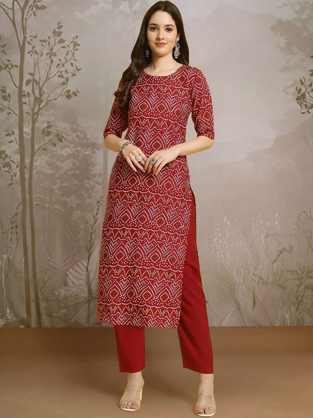 

7Threads Geometric Printed Round Neck Straight Kurta With Trousers, Maroon