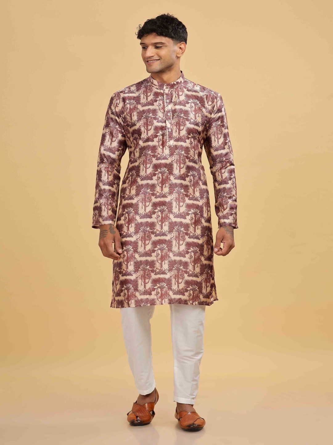 

Anouk Maroon Quirky Printed Band Collar Cotton Straight Kurta, Beige