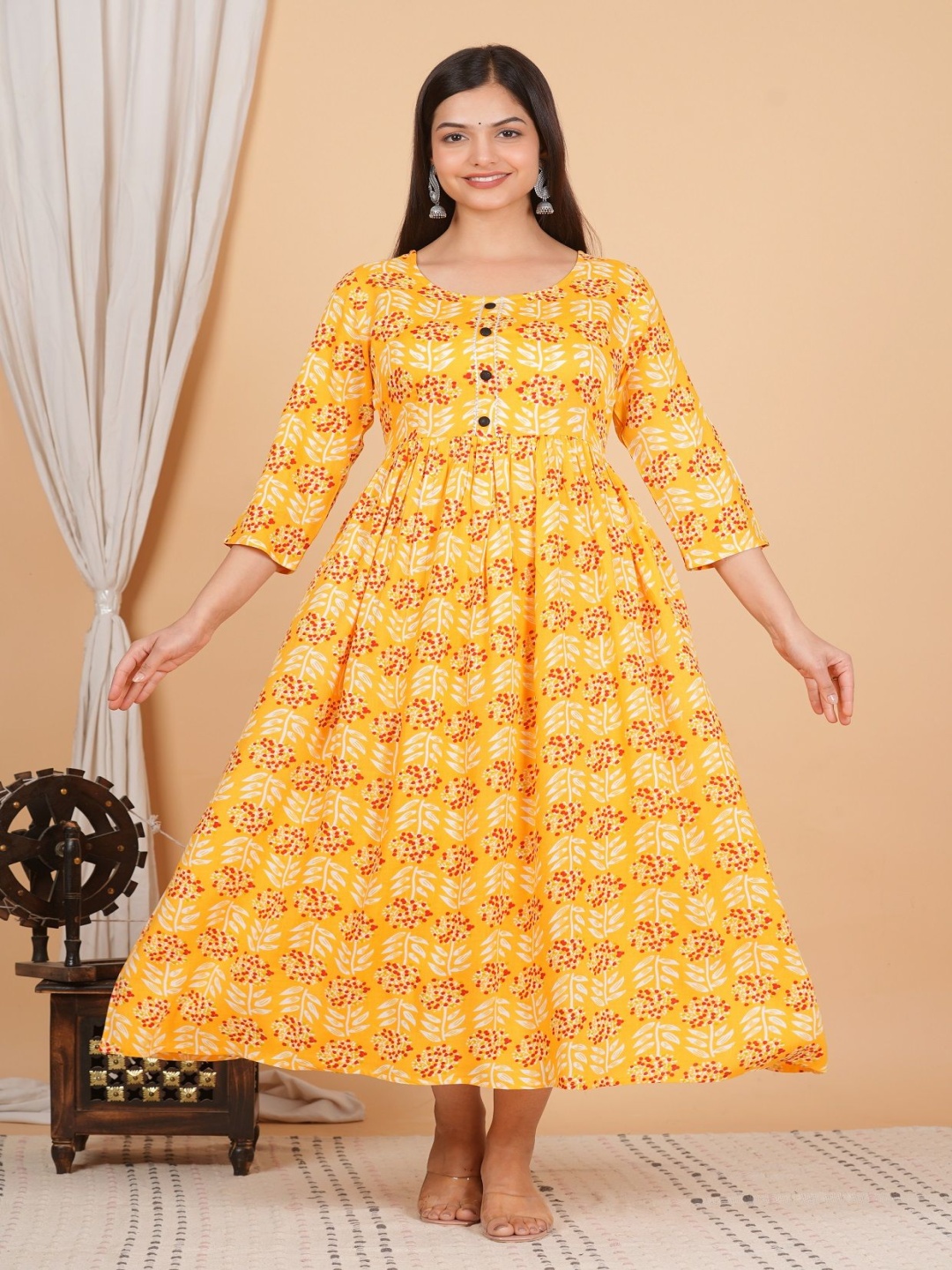 

PRIYAGANI GARMENTS Ethnic Motifs Gotta Patti Work Anarkali Kurta, Yellow