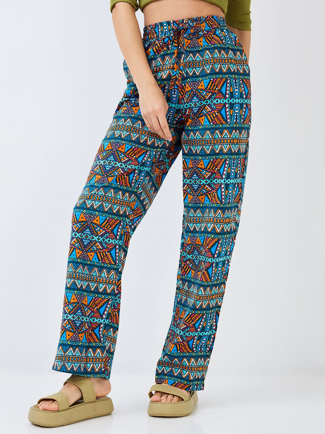 

HERE&NOW Women Ethnic Motifs Printed Mid Rise Trousers, Blue