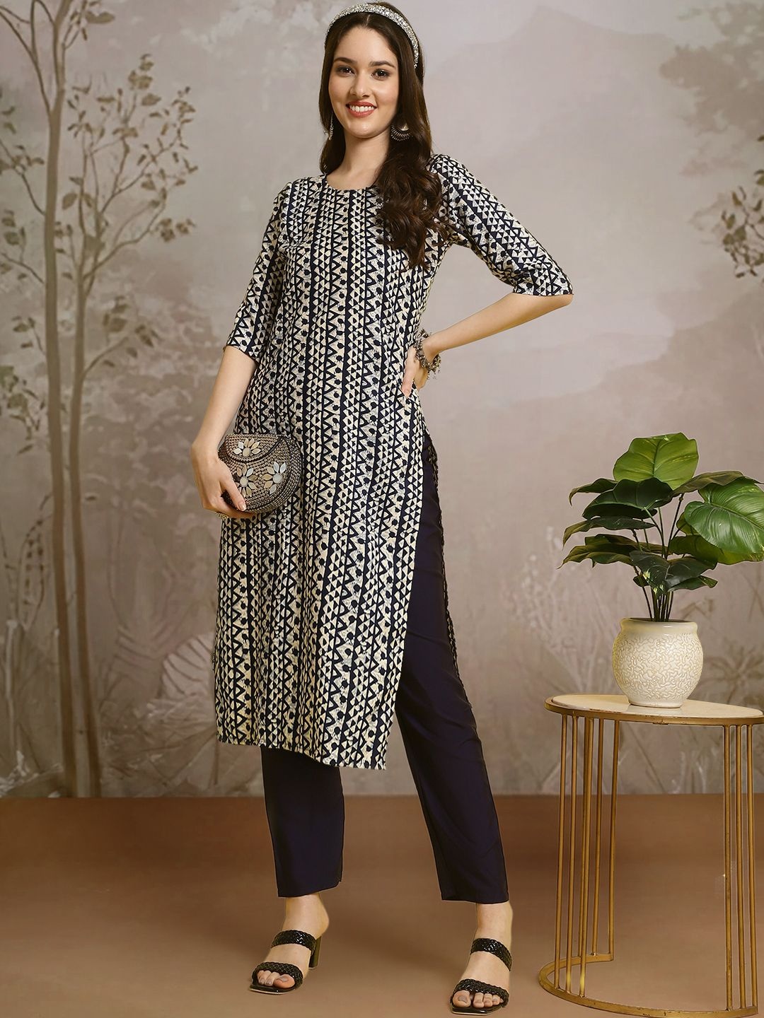

7Threads Geometric Printed Round Neck Straight Kurta With Trouser, White