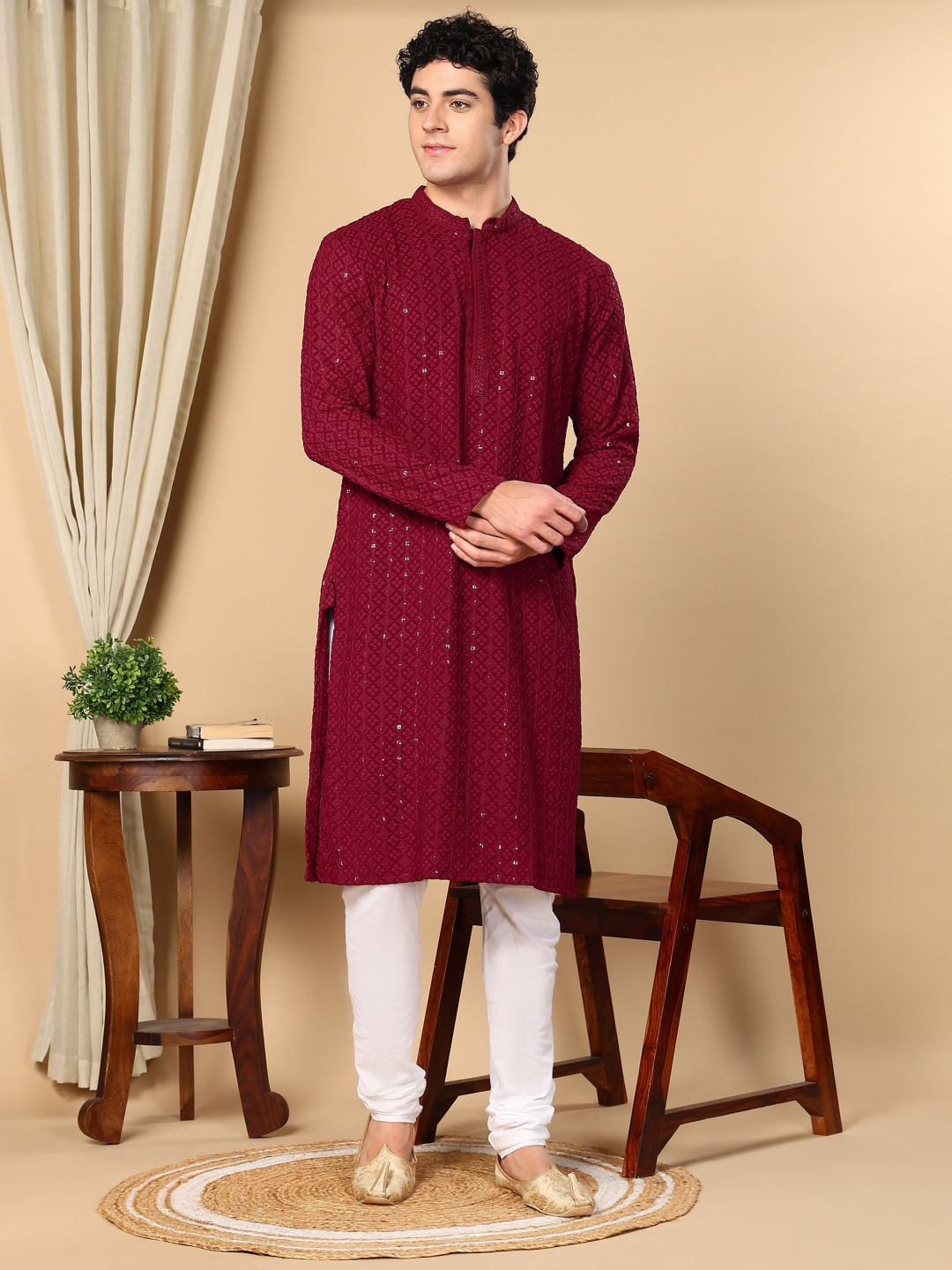 

TATTVA Ethnic Motifs Embroidered Mandarin Collar Pure Cotton Straight Kurta With Pyjamas, Maroon