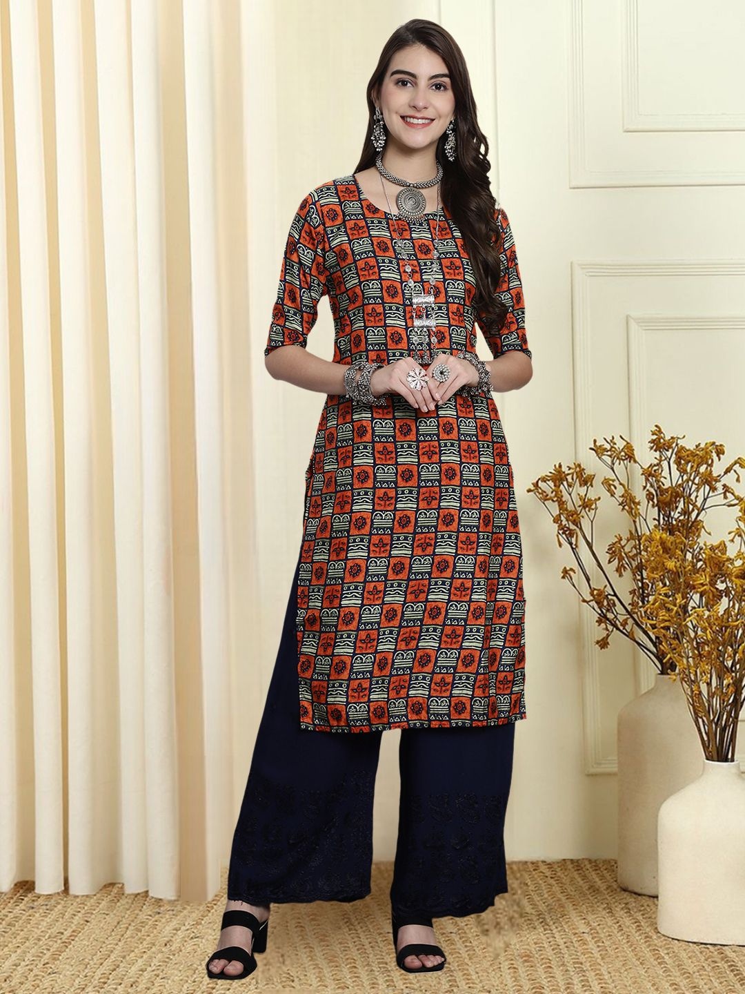 

7Threads Ethnic Motifs Printed Round Neck Straight Shaped Kurta, Orange