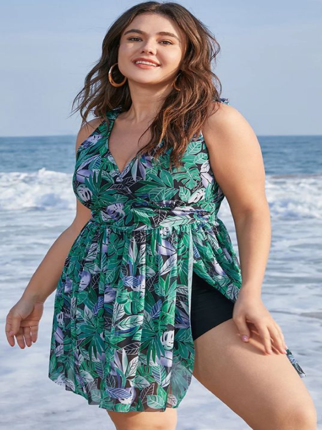 

Plus Curvves Tropical Printed Swimwear With Attached Shorts, Green