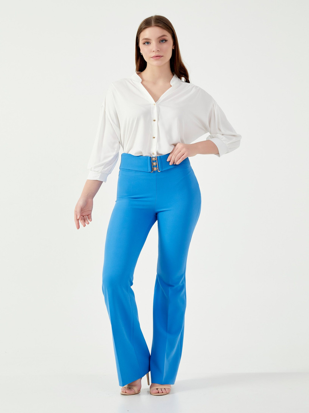 

Fashion Gaiia Women Regular Fit Mid-Rise Bootcut Trousers, Blue