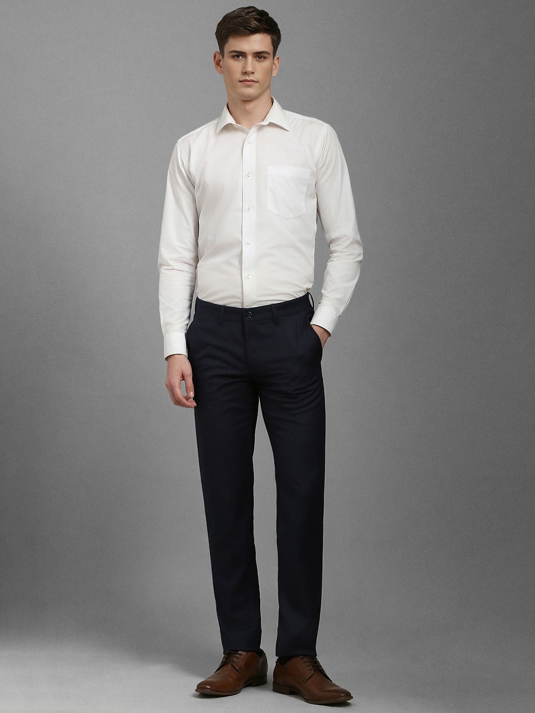 

Louis Philippe Sport Men Slim Fit Mid-Rise Formal Trousers, Navy blue