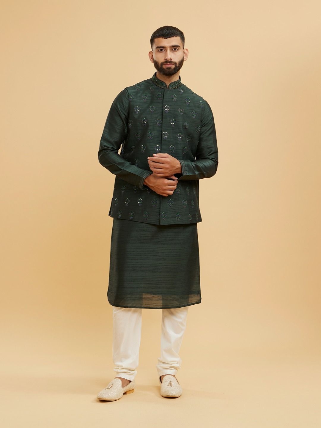 

Twamev Floral Embroidered Mandarin Collar Straight Kurta With Churidar & Nehru Jacket, Green