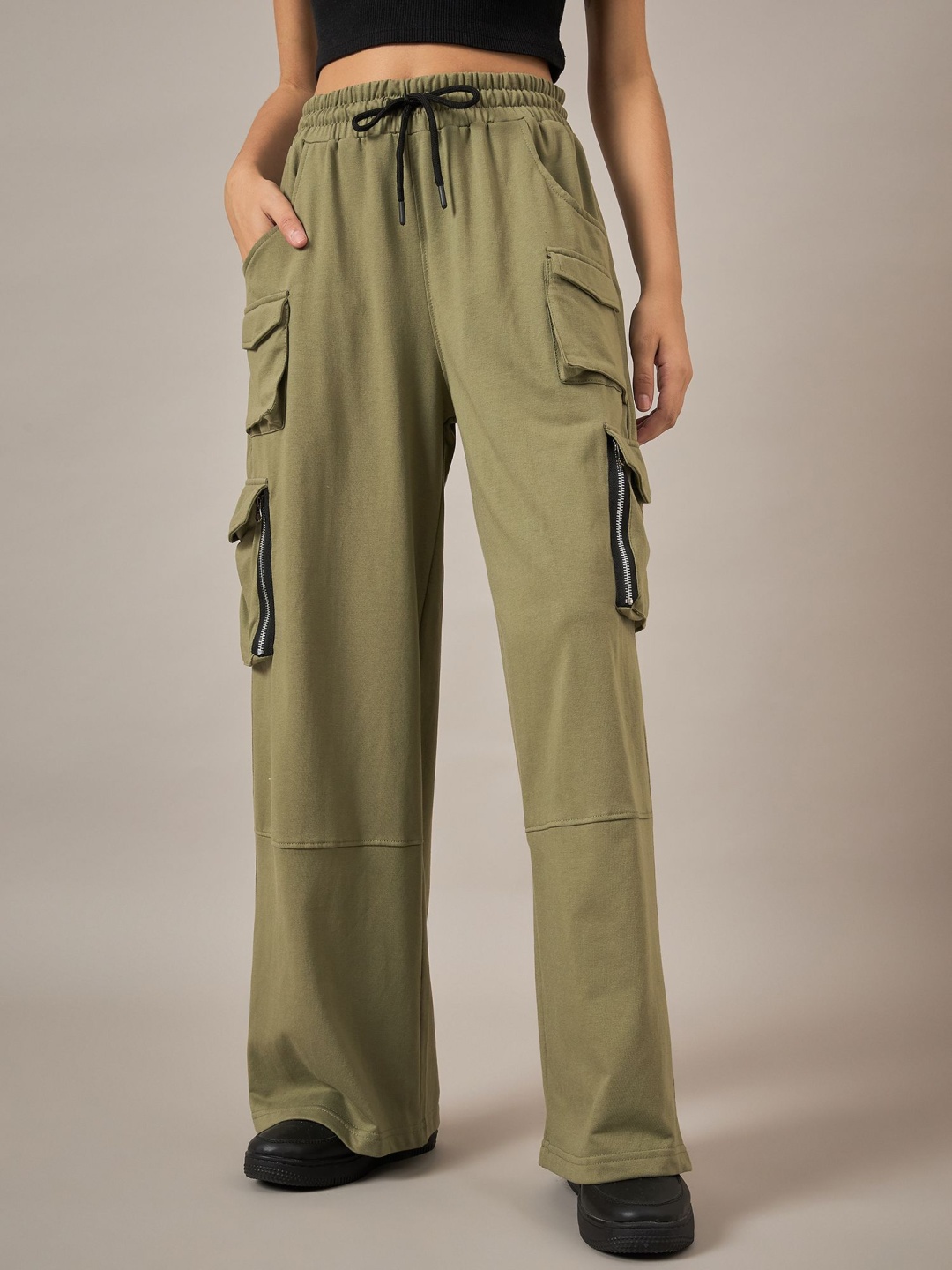 

Roadster Women Baggy-Fit Mid-Rise Cargo Track Pants, Olive