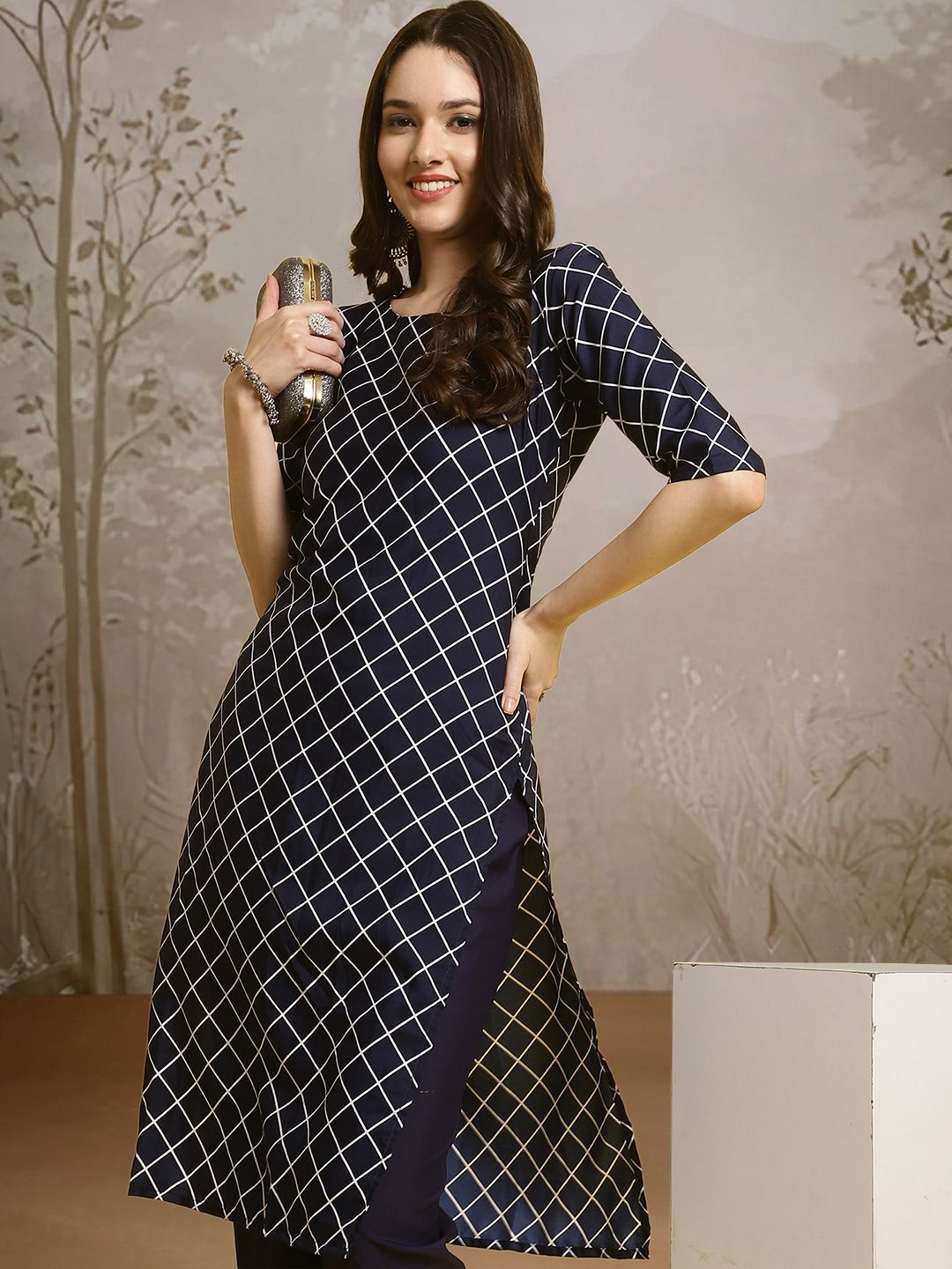 

7Threads Checked Printed Round Neck Straight Kurta With Trousers, Black