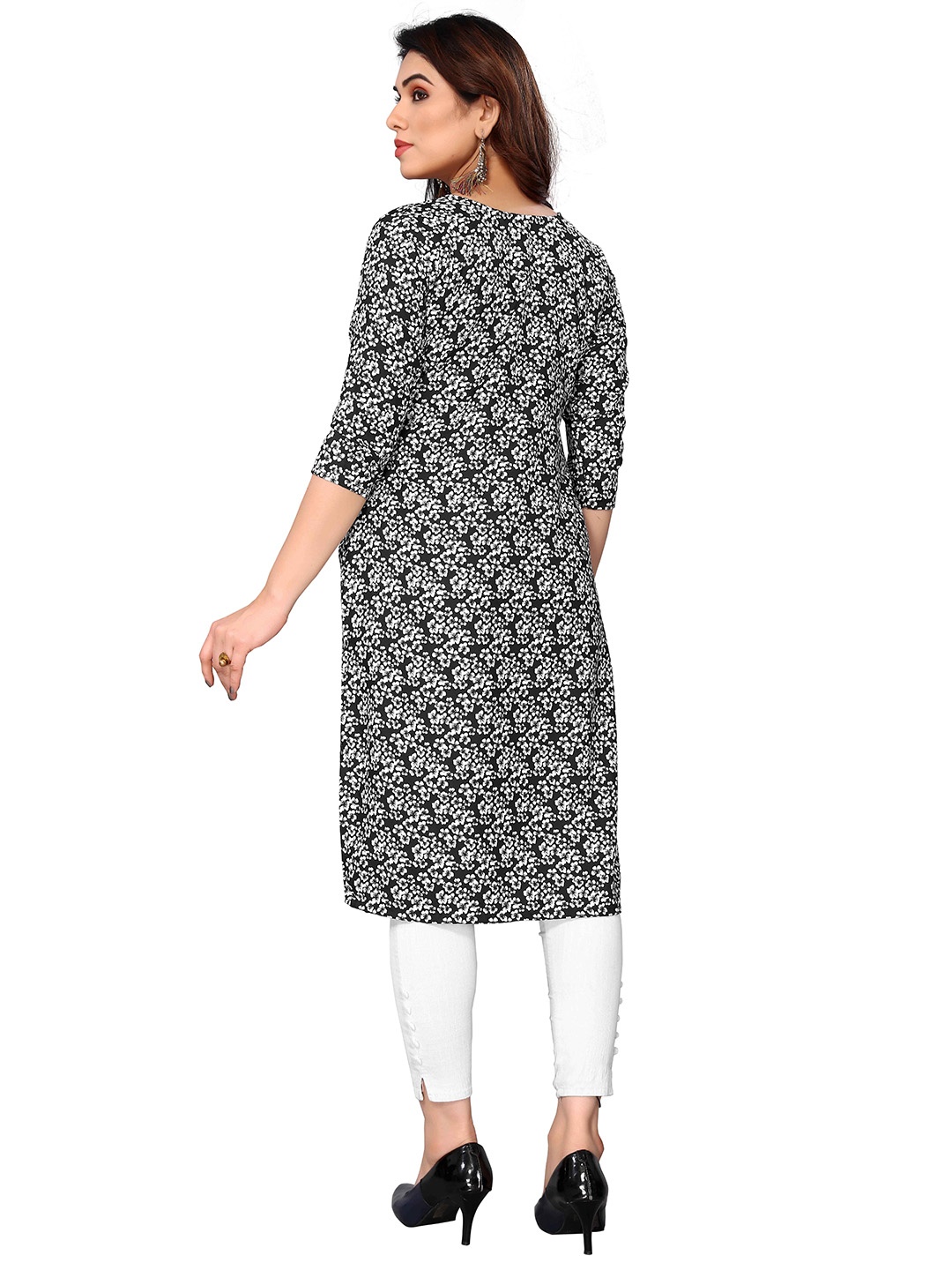 

KETAKI FASHION Floral Printed Straight Kurta, Black