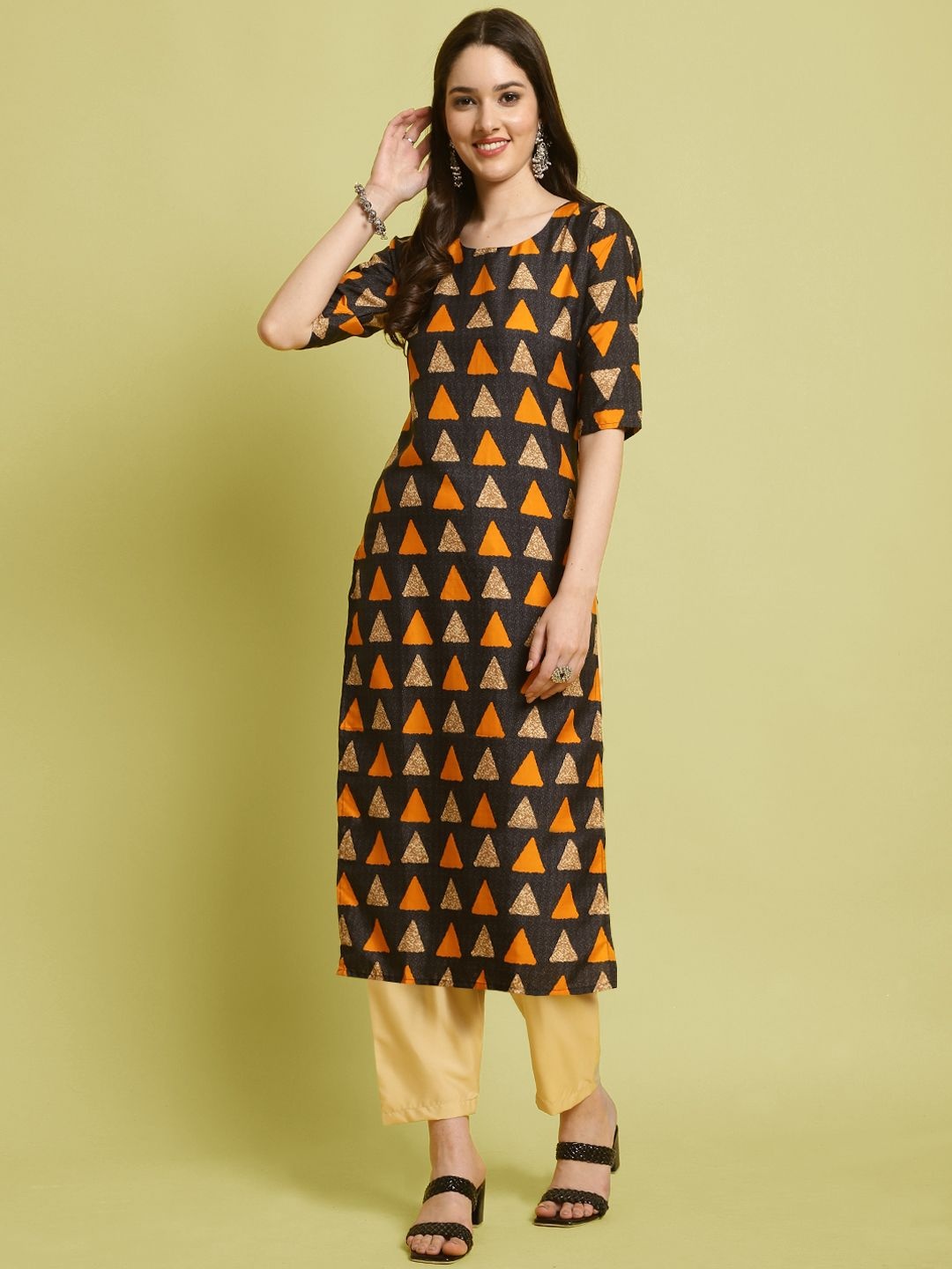 

7Threads Geometric Printed Round Neck Straight Kurta with Trousers, Black