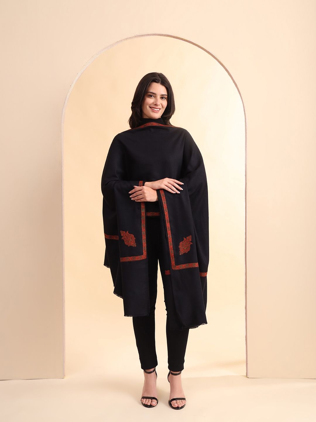 

Zamour Sozni Floral Embroidered Shawl, Black