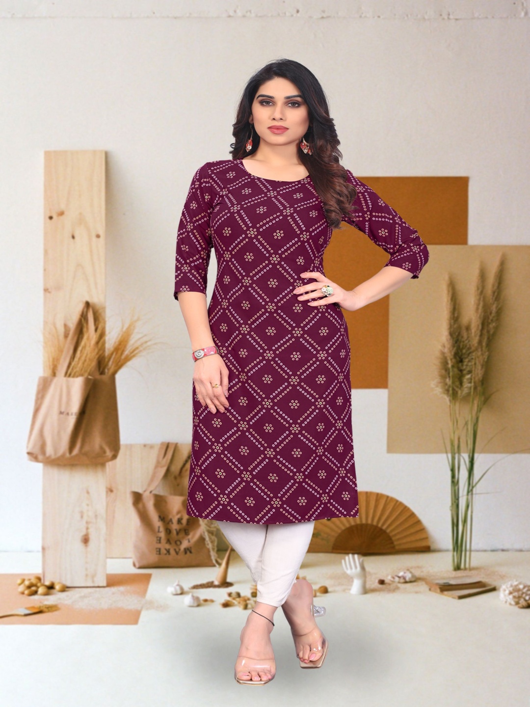 

KETAKI FASHION Geometric Printed Round Neck Straight Kurta, Burgundy