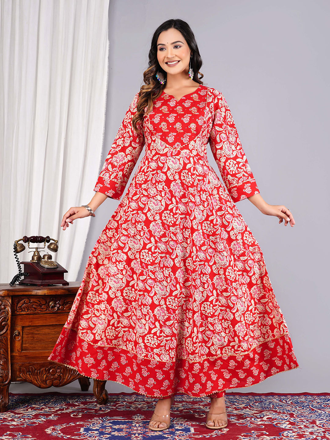 

FABISTA Floral Printed Panelled Mirror Work Pure Cotton Kurta With Trousers & Dupatta, Red