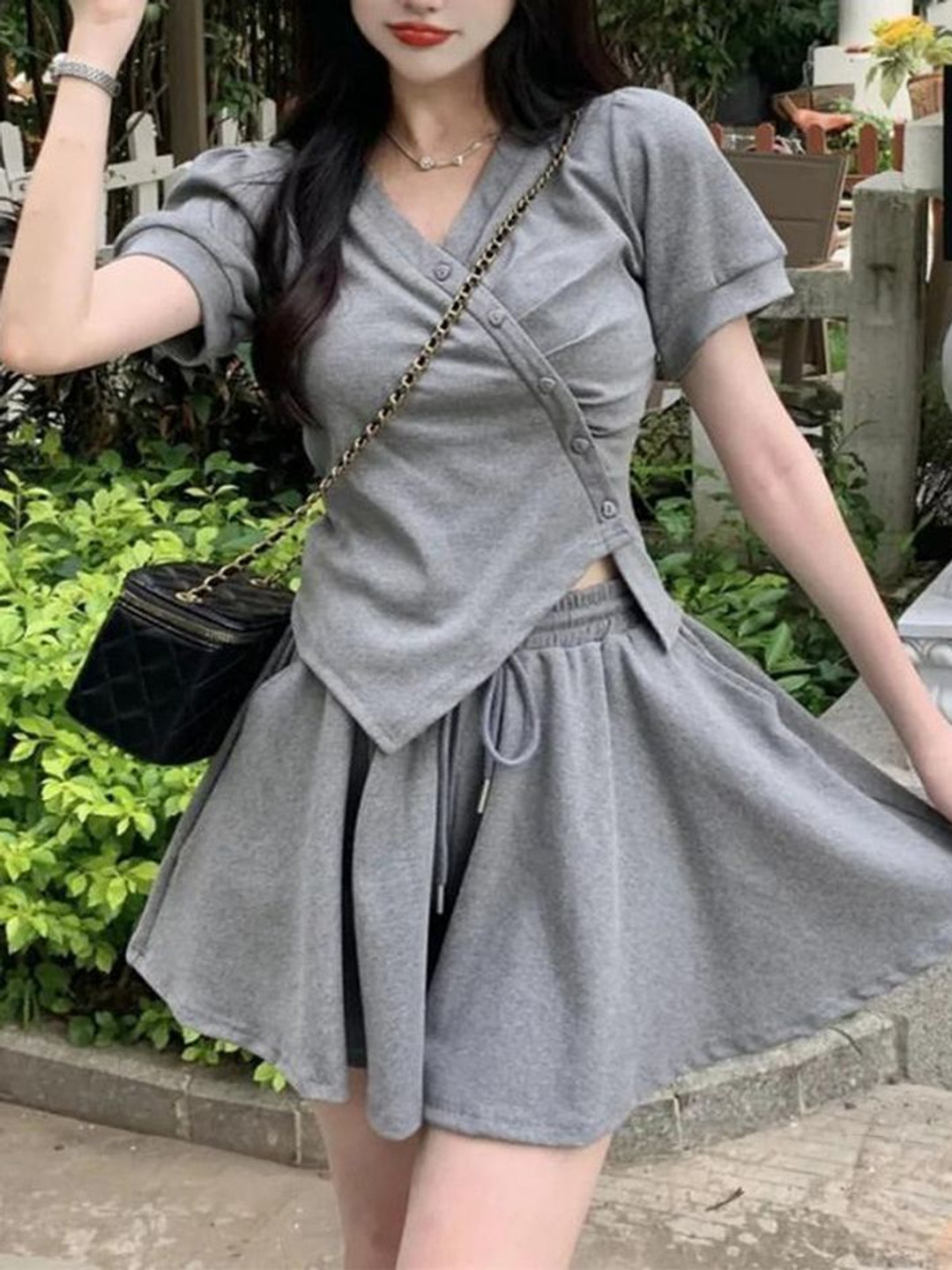 

LULU & SKY V-Neck Top With Skirt, Grey