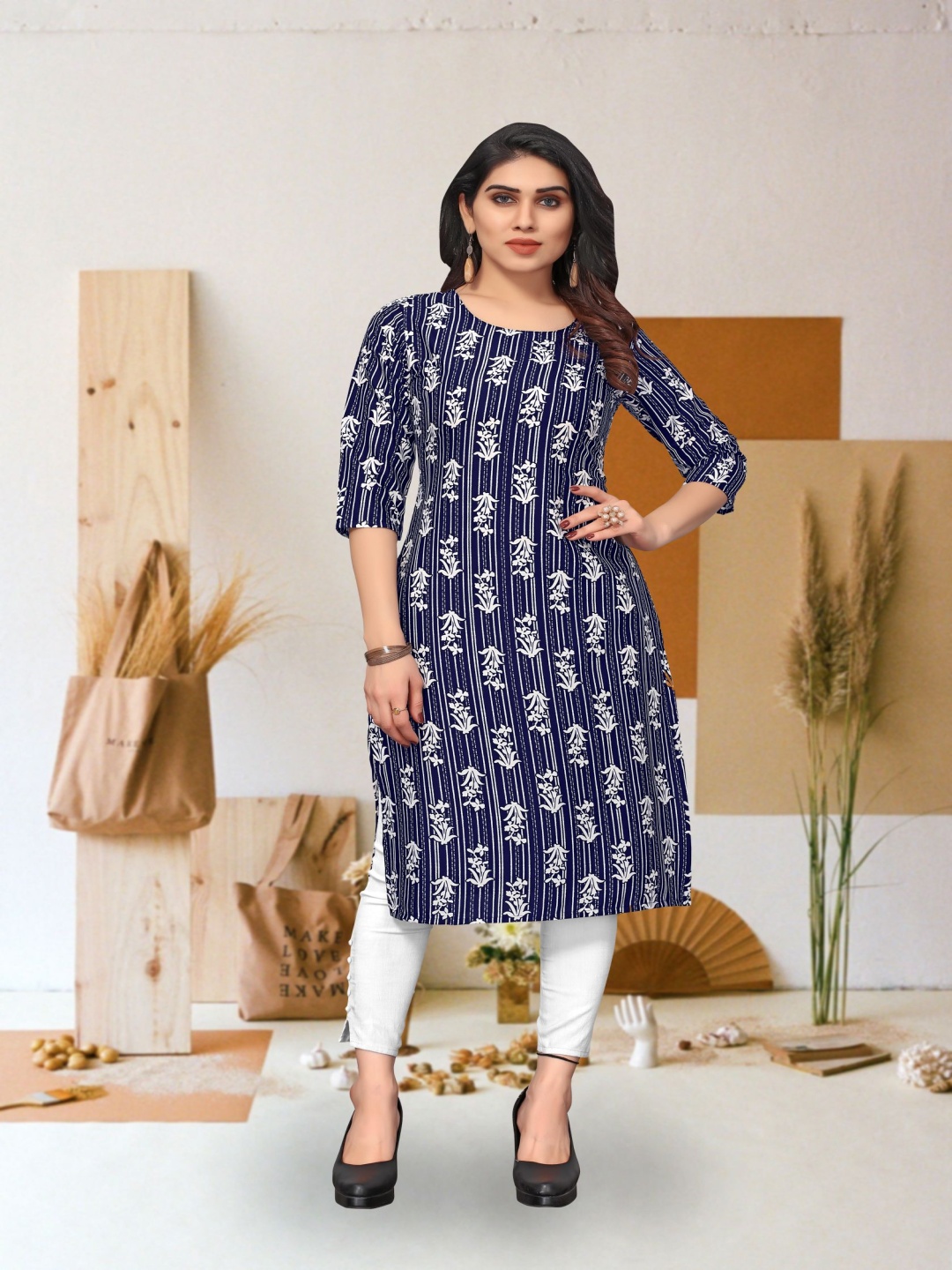 

KETAKI FASHION Floral Printed Straight Kurta, Navy blue