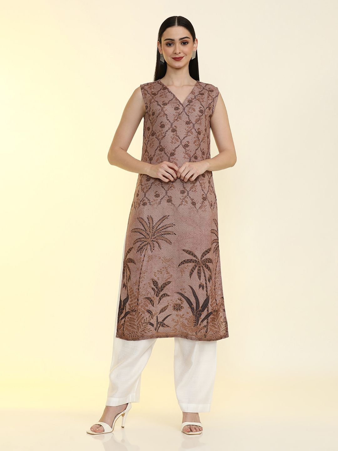 

Jaipur Kurti Floral Printed Straight Kurta, Brown