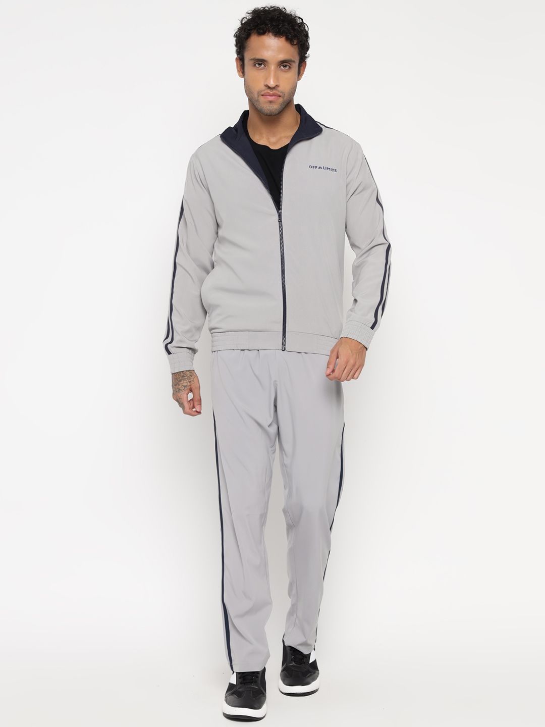 

OFF LIMITS Men Mock Collar Neck Long Sleeves Tracksuit, Grey