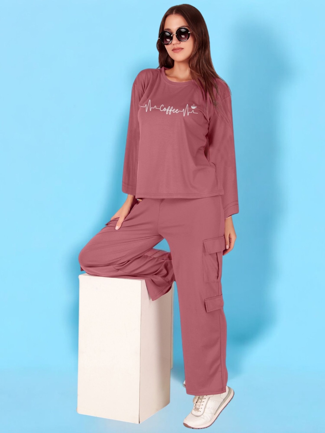 

Fasense Printed Oversized T-shirt And Cargo Pant, Pink