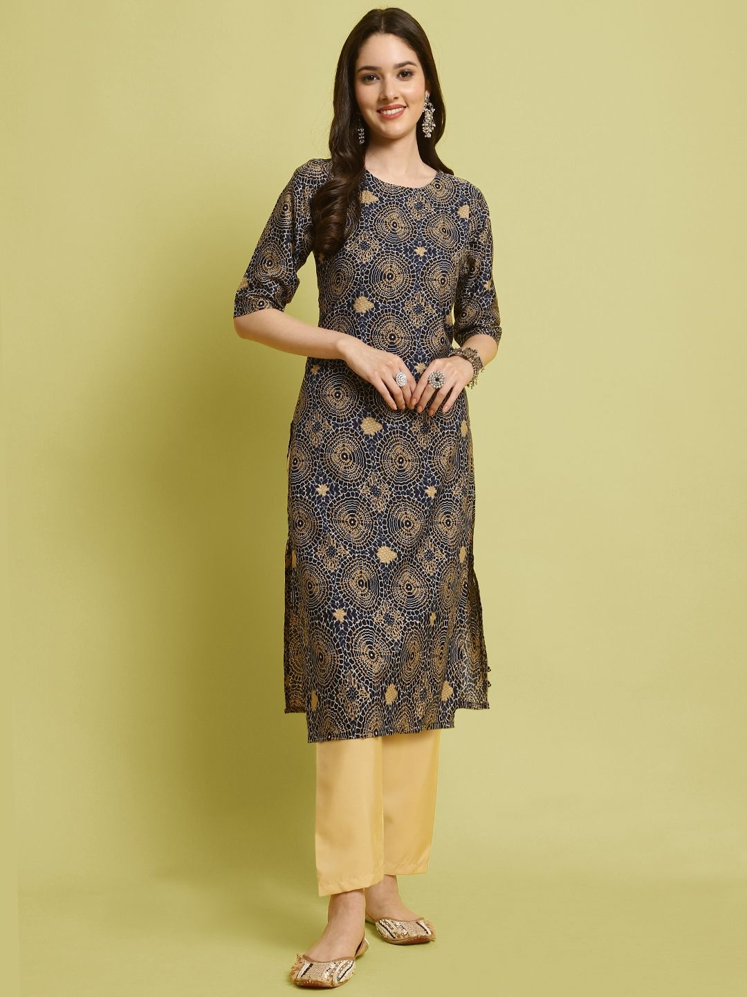 

7Threads Geometric Printed Round Neck Straight Kurta with Trousers, Blue
