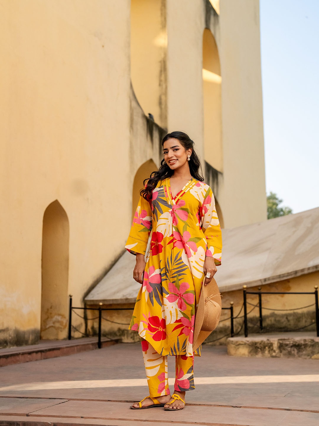 

INDYES Floral Printed Pure Cotton Kurta with Trousers, Yellow