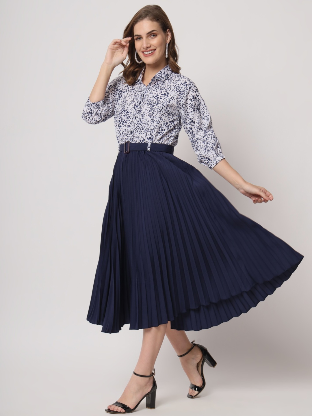

Krunal Raiyani Abstract Printed Shirt Collar Belted Fit and Flare Midi Dress, Blue