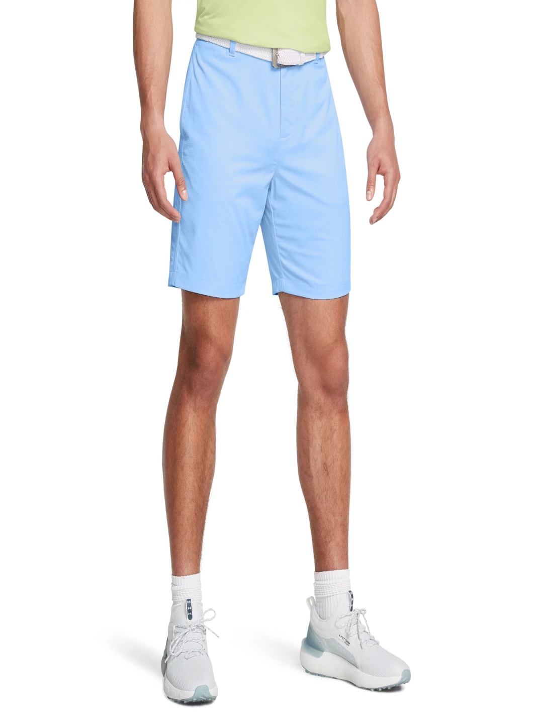 

UNDER ARMOUR UA Iso-Chill Airvent Men Mid Rise Above Knee Shorts, Blue