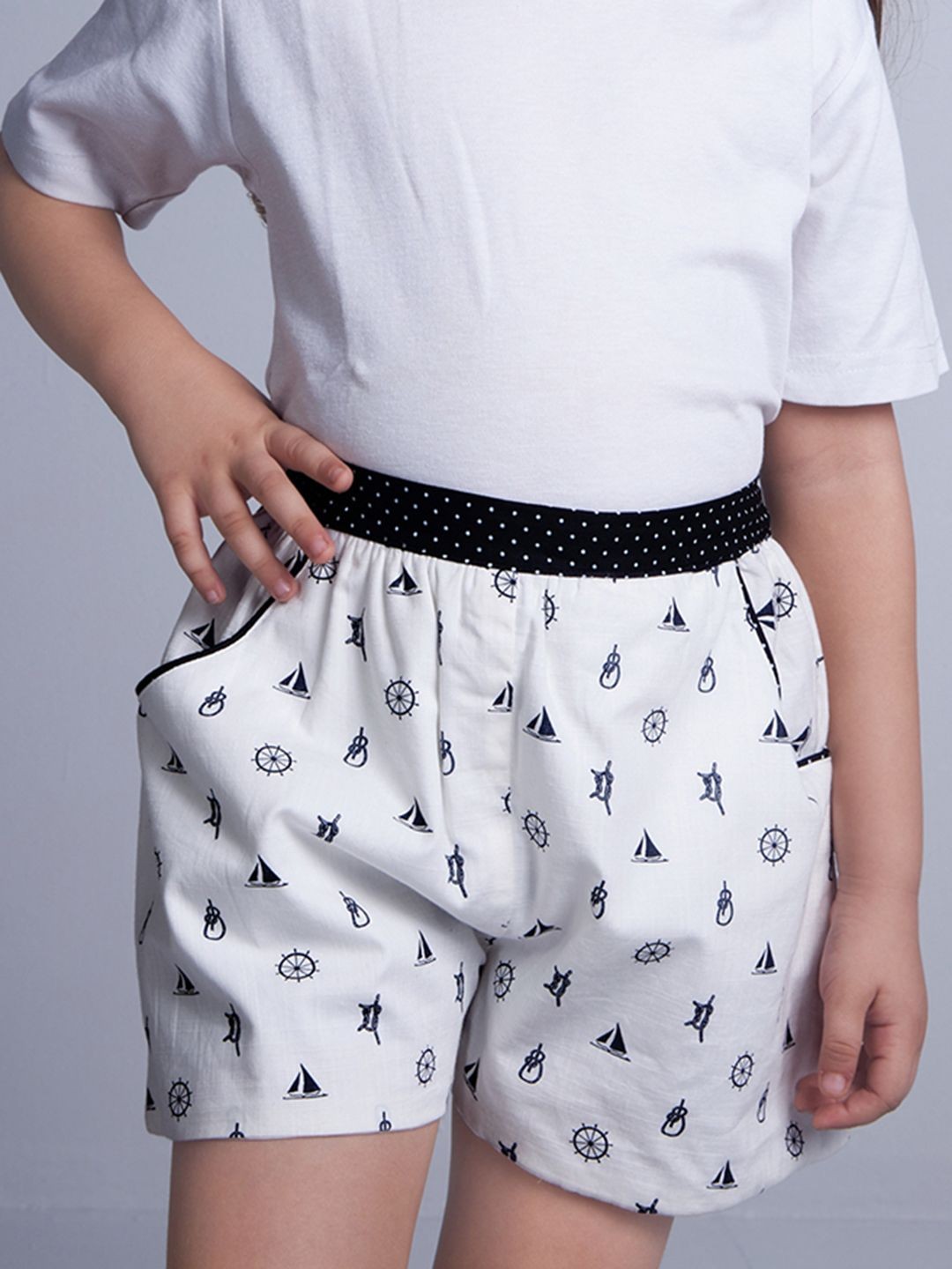

Soleilclo Girls Printed Cotton High-Rise Summer Shorts, White