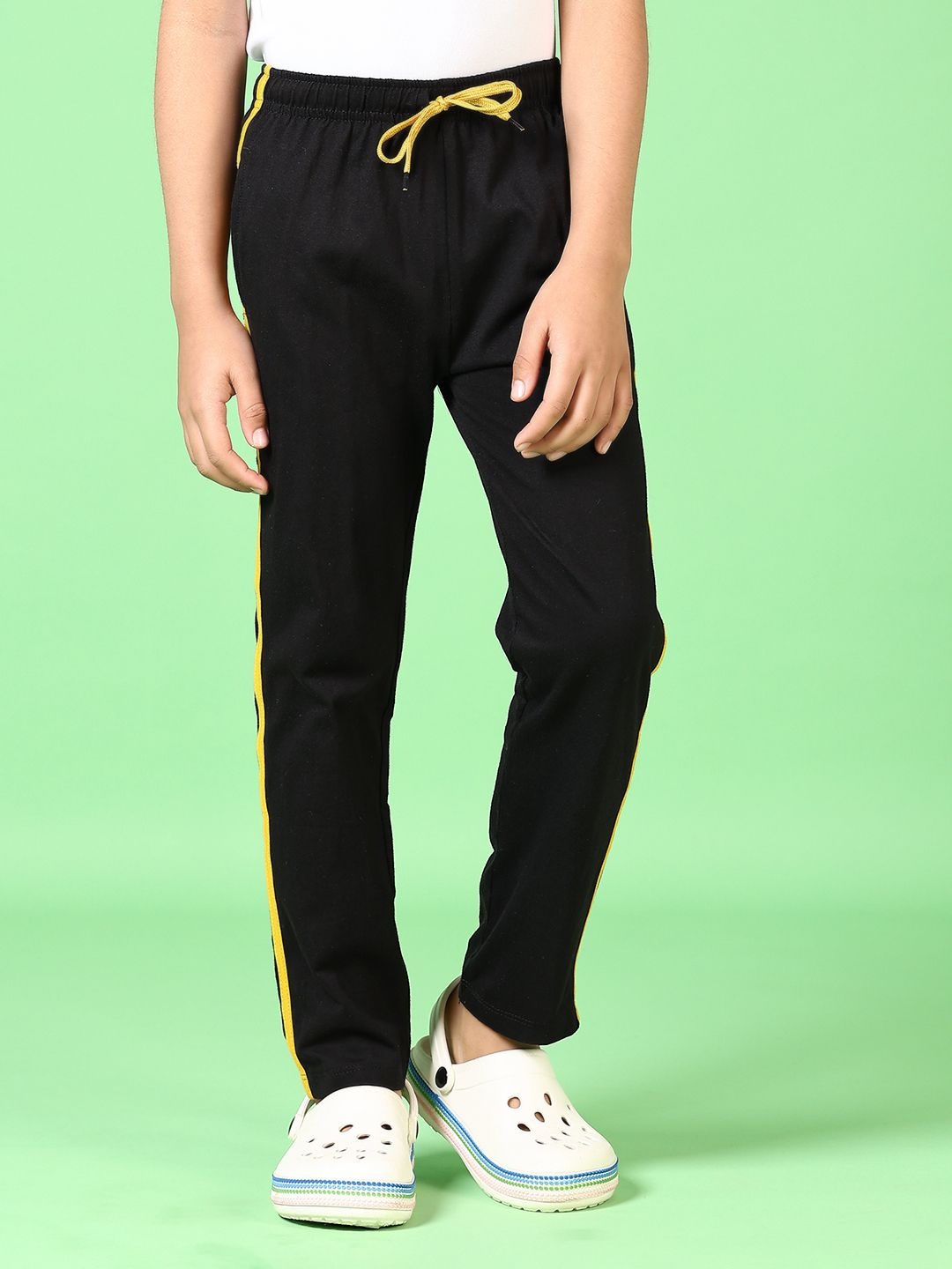 

V-Mart Boys Mid-Rise Cotton Lounge Pants, Black