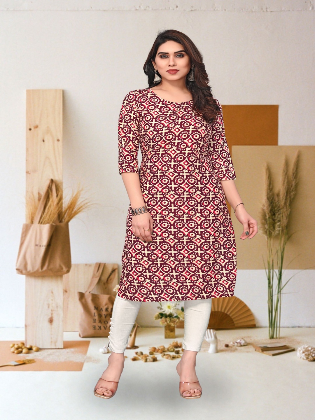 

KETAKI FASHION Ethnic Motifs Printed Round Neck Straight Kurta, Maroon