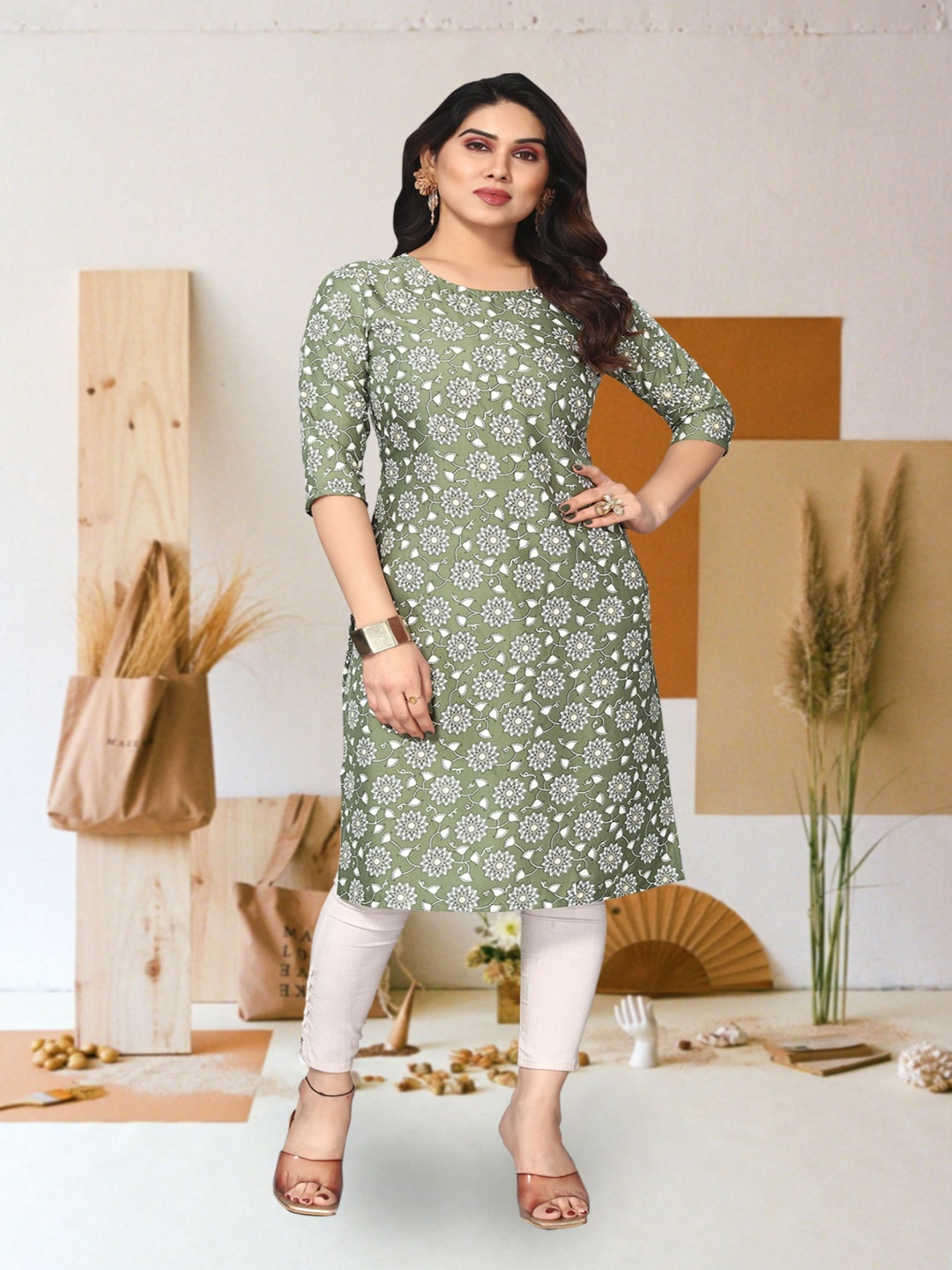 

KETAKI FASHION Floral Printed Straight Kurta, Green