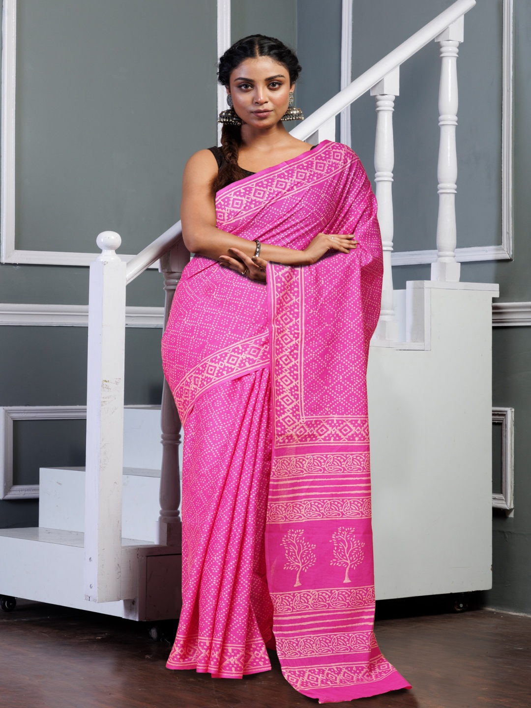 

Unnati Silks Ethnic Motifs Pure Cotton Handloom Block Print Saree, Pink