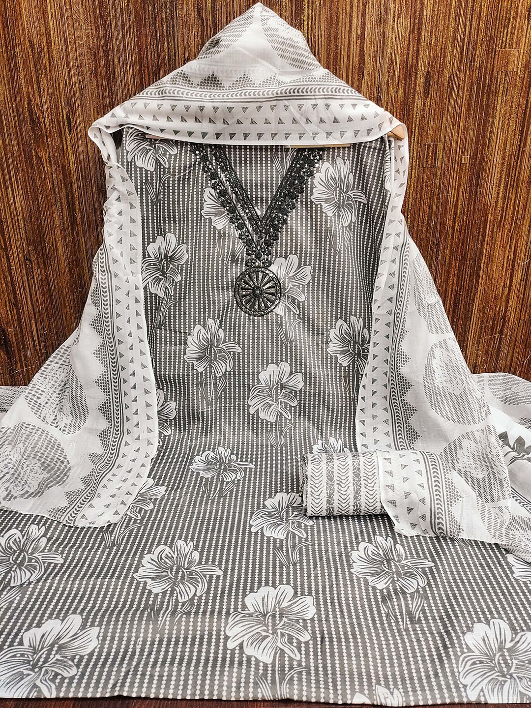 

MANVAA Floral Embroidered Sequinned Cotton Unstitched Dress Material, Grey