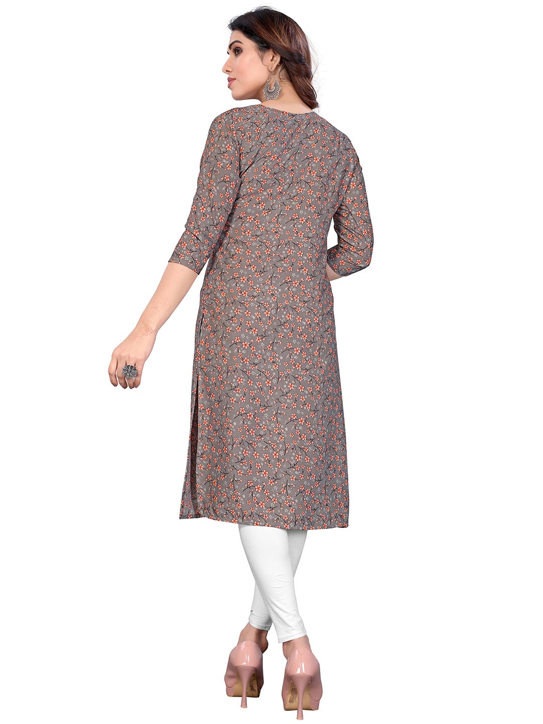 

KETAKI FASHION Floral Printed Round Neck Straight Kurta, Grey