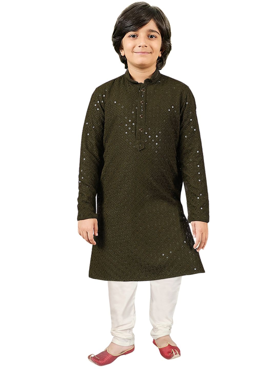 

SG YUVRAJ Boys Sequinned Mandarin Collar Straight Kurta with Pyjama, Olive