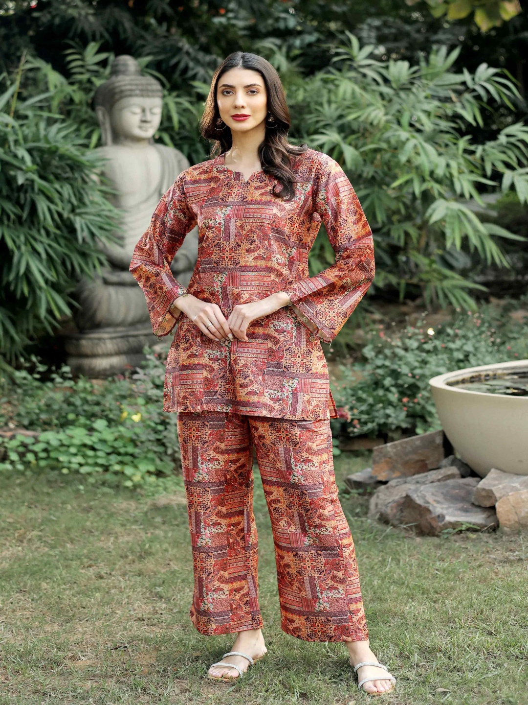 

BEOM Rustic Boho Printed Round Neck Long Sleeves Tunic With Trouser, Orange