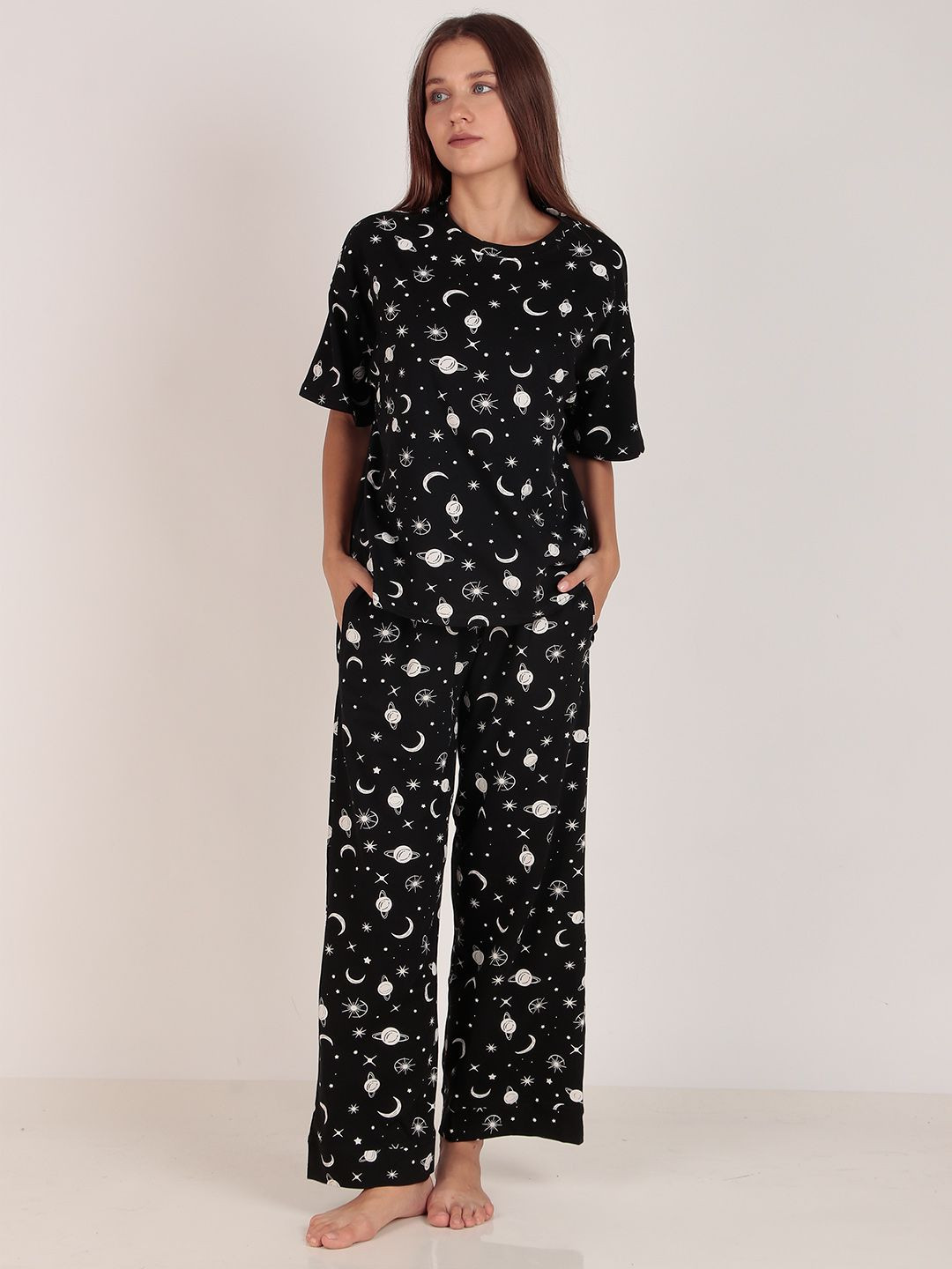 

Masha Women Printed Pure Cotton Night suit, Black