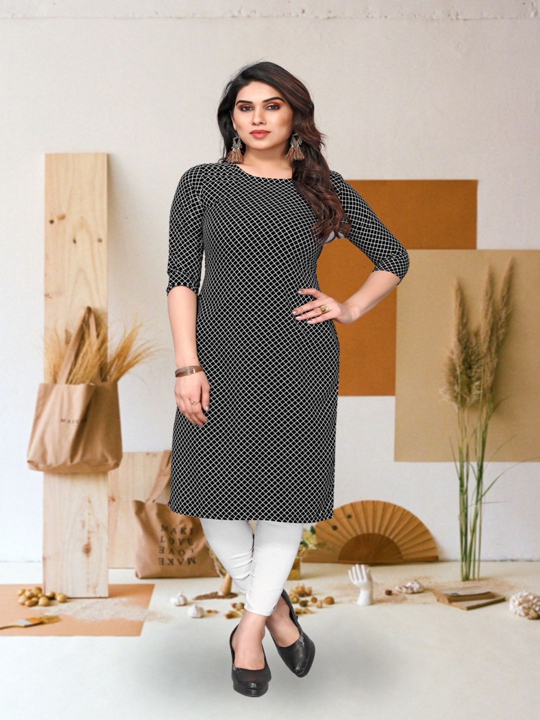 

KETAKI FASHION Geometric Printed Straight Kurta, Black