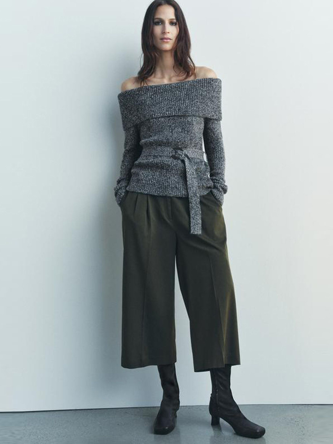 

LULU & SKY Women Ribbed Off-shoulder Full Sleeve Pullover, Grey