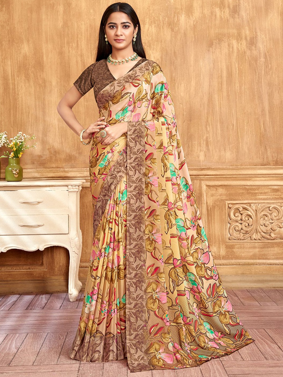 

Mitera Floral Poly Crepe Saree With Unstitched Blouse Piece, Cream