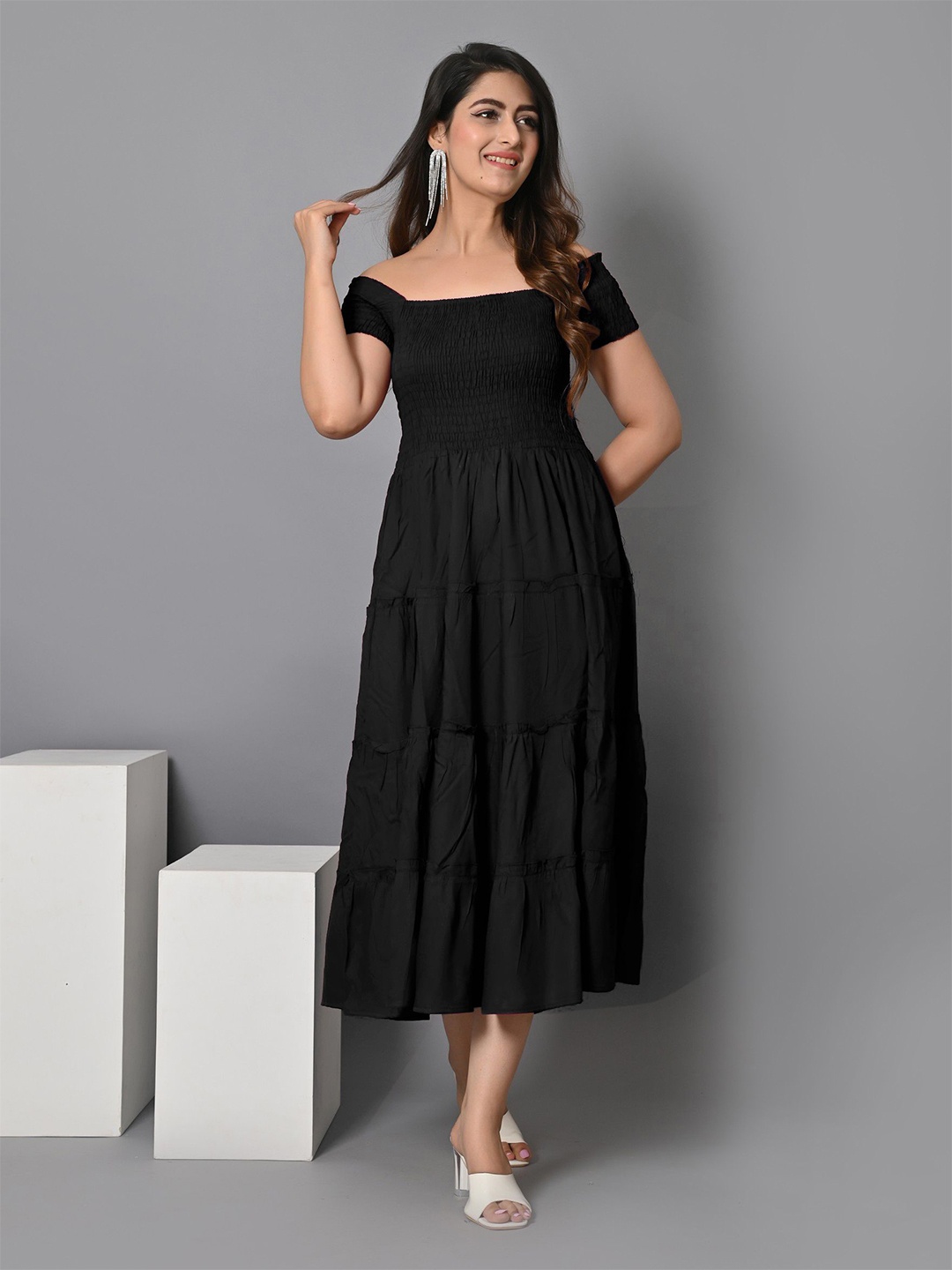 

Krunal Raiyani Women Off-Shoulder Fit & Flare Dress, Black