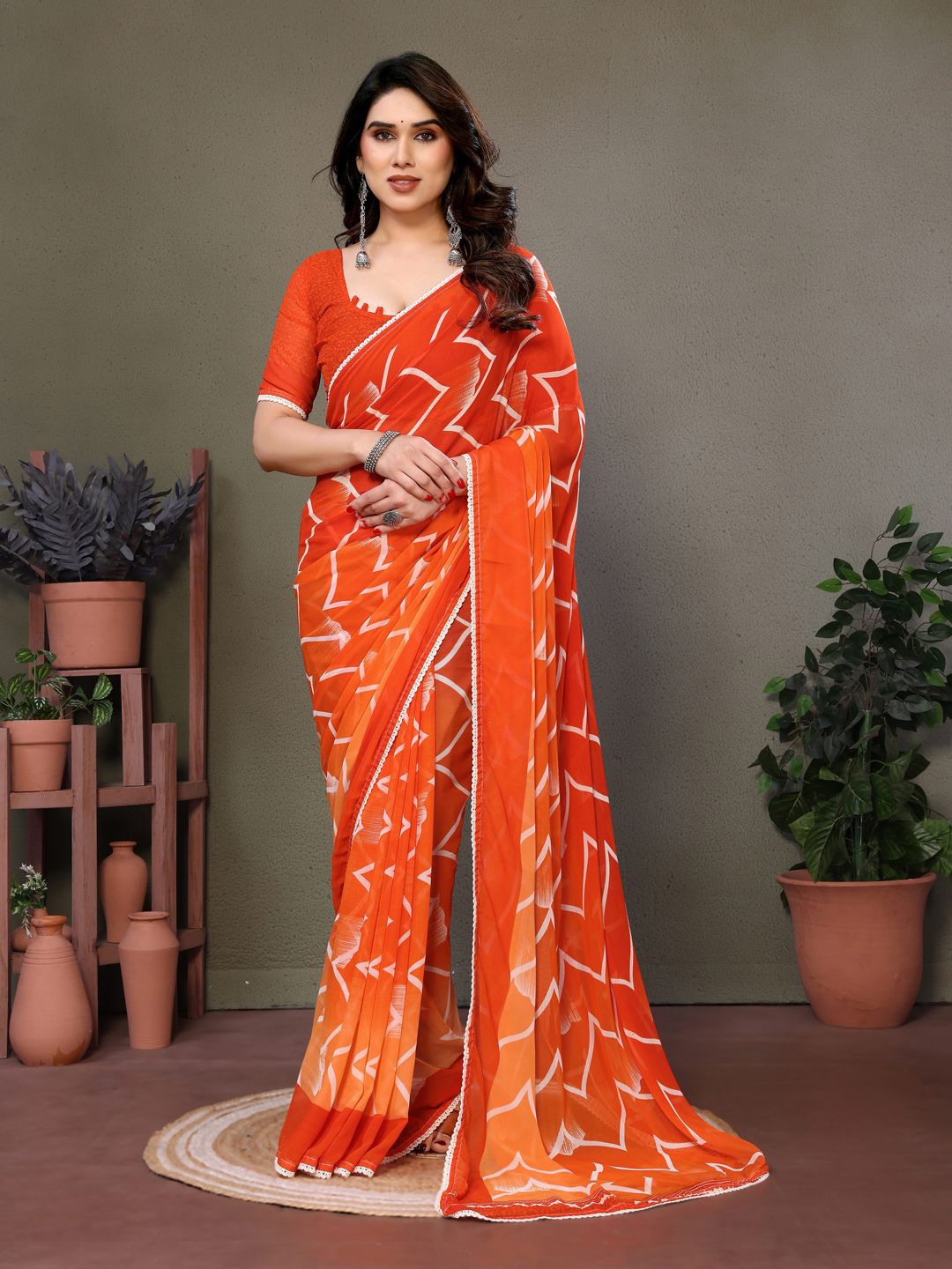 

VILLAGIUS Women Printed Pure Georgette Block Print Saree, Orange