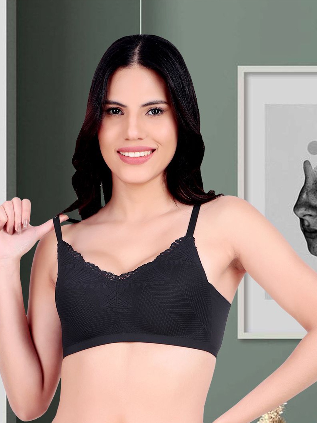 

Secret Lives Women Push-Up Half Coverage Lightly Padded Seamless Bra, Black