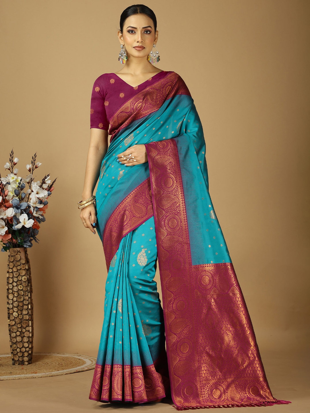 

KAYOMMI Woven Design Kanjeevaram Saree, Turquoise blue