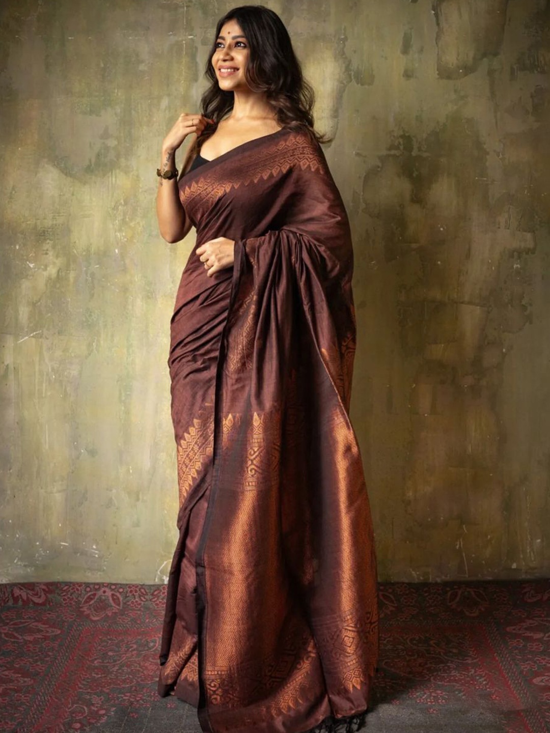 

Fabdeal Woven Design Zari Kanjeevaram Saree, Maroon