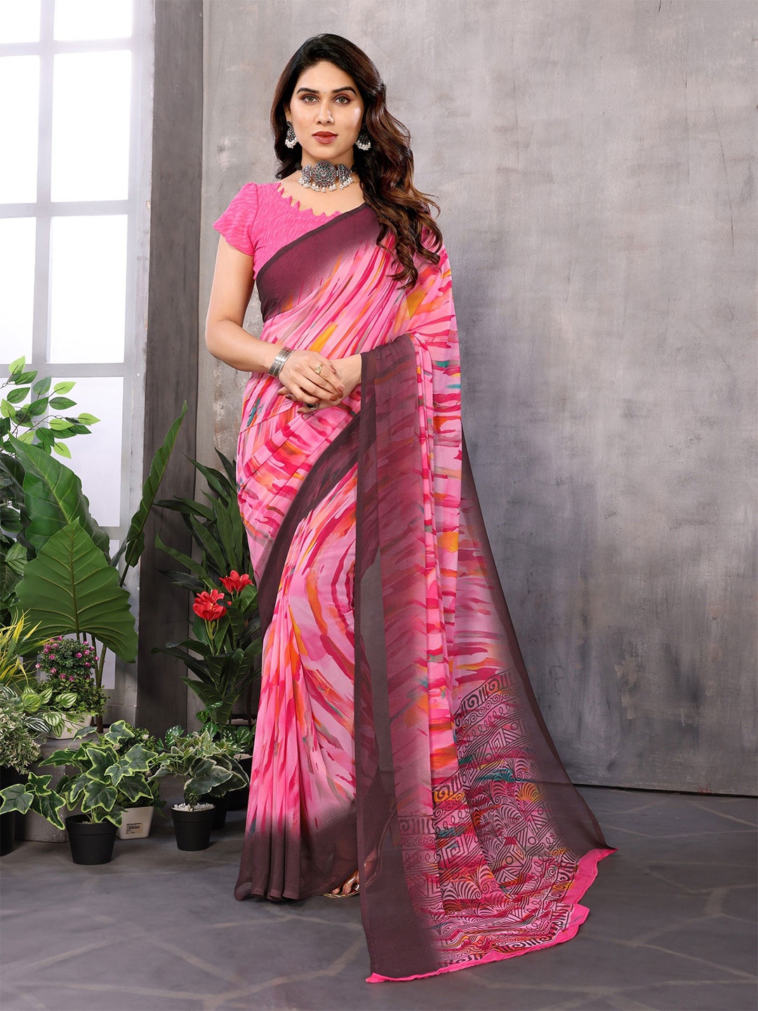 

Ambuja International Printed Pure Georgette Saree, Pink