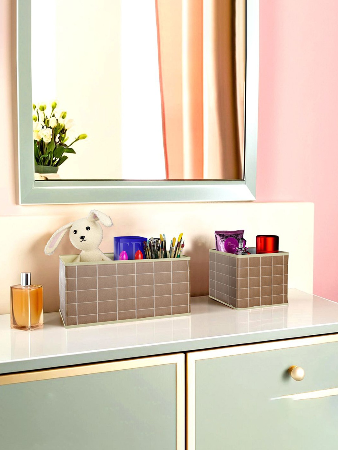 

Kuber Industries Brown & White 6 Pieces Printed Foldable Drawer Organisers