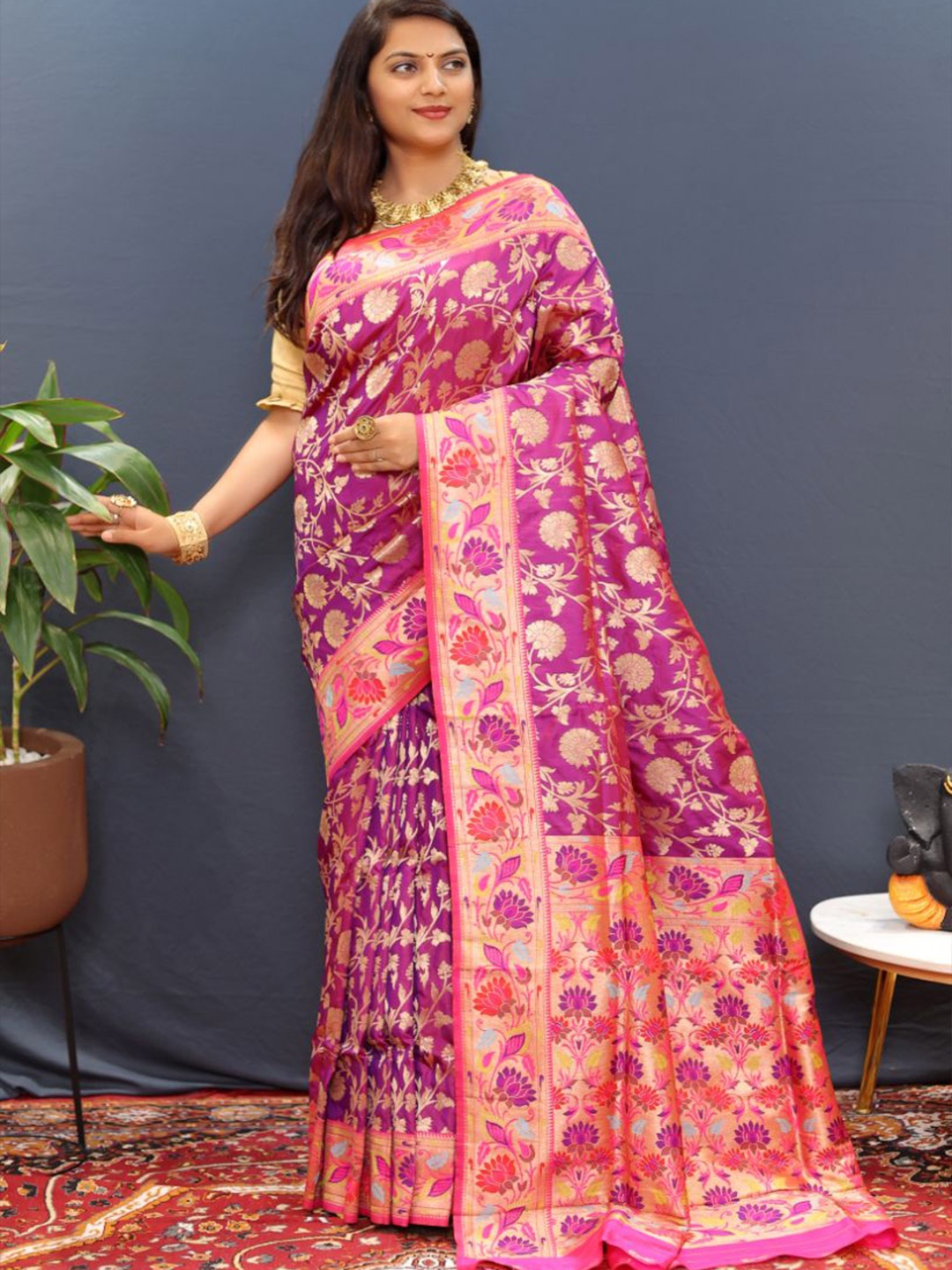 

Royal Rajgharana Saree Woven Design Zari Pure Silk Banarasi Sarees, Purple